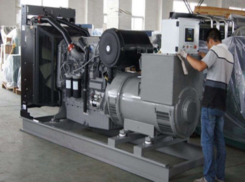 增城柴油发电机组和储能设备配合使用的案例