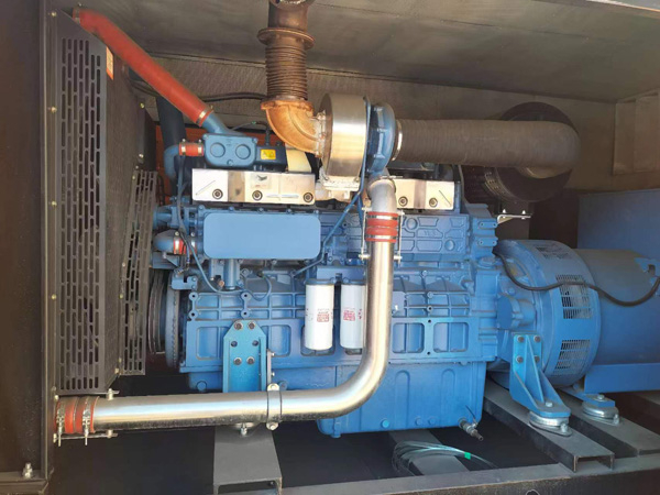 增城燃油消耗率与进气温度的具体关系是什么？