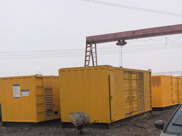 增城100kw柴油发电机组每小时油耗？